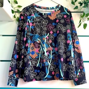 Floral lightweight sweatshirt